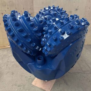 30-iadc537-tricone-bit
